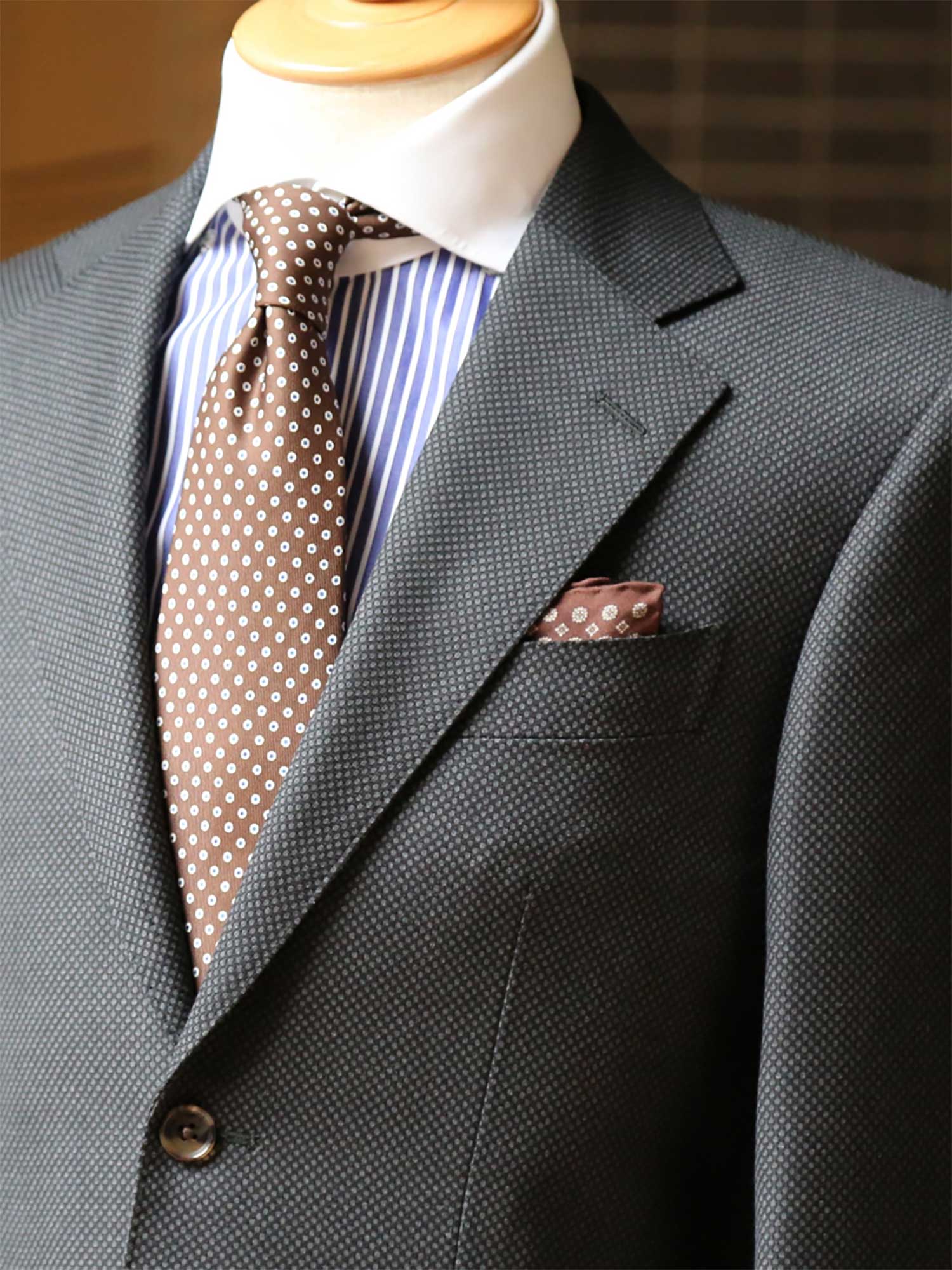 オーダースーツ